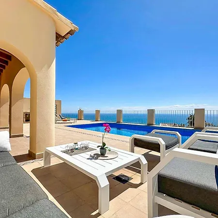 Paraiso Cumbre Villa *